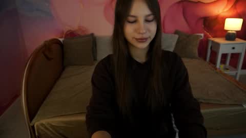 Paige online show from November 4, 2025, 6:34 am