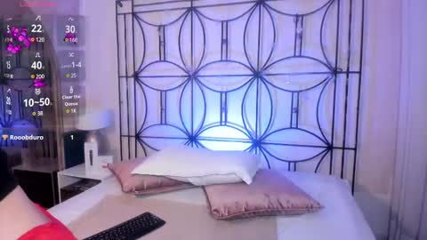 PaIIgePeach online show from February 16, 2025, 11:59 am