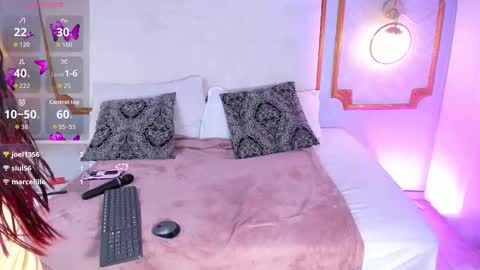 PaIIgePeach online show from October 28, 2025, 9:50 pm