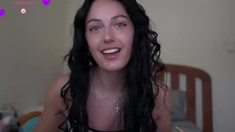 Holly  online show from January 11, 2026, 10:59 pm