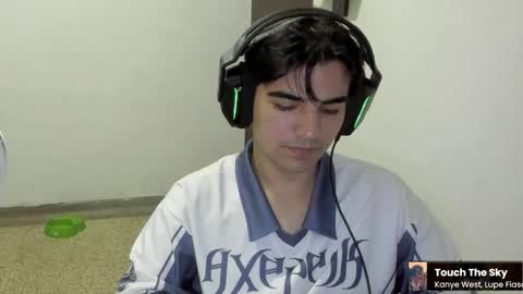 pakun_ online show from May 8, 2026, 12:38 am