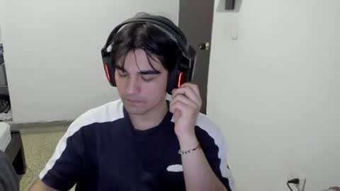 Snapshot of pakun_ chatting on June 12, 2026, 2:32 am pakun_ online show from June 12, 2026, 2:32 am