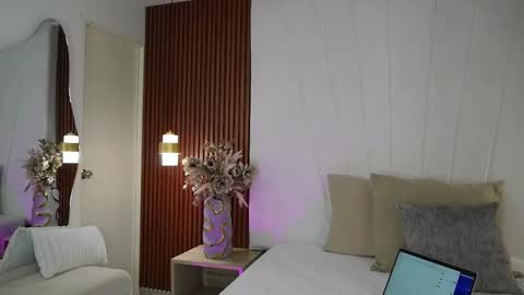 Snapshot of palmer_joness chatting on September 17, 2025, 3:35 pm Palmer Joness online show from September 17, 2025, 3:35 pm