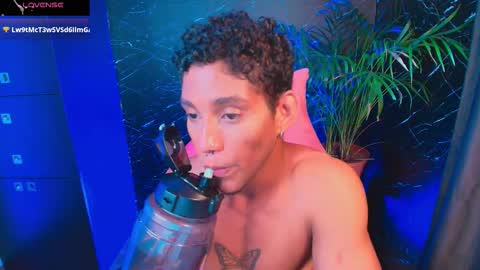 Palo Santo online show from February 3, 2026, 7:52 pm