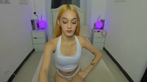 Snapshot of paloma_fucker chatting on November 8, 2025, 6:02 am tiny girl wth big one online show from November 8, 2025, 6:02 am