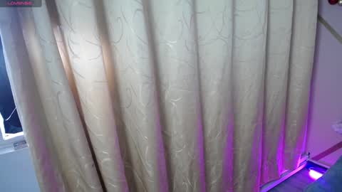 Paloma  online show from December 21, 2024, 11:44 am
