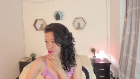 Paloma  online show from February 16, 2025, 12:30 am