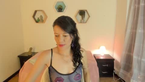 Paloma  online show from February 5, 2026, 9:08 pm