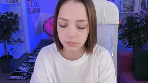 Snapshot of pambeeslyy chatting on October 31, 2025, 11:00 am Pam online show from October 31, 2025, 11:00 am