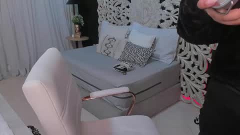 Snapshot of pamela_doll3 chatting on September 24, 2025, 4:05 am pamela online show from September 24, 2025, 4:05 am