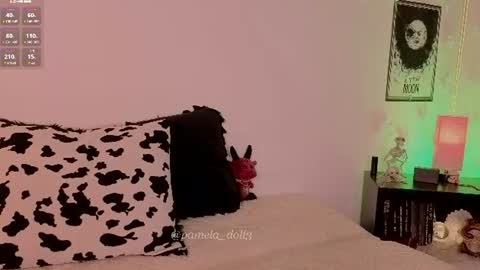 pamela online show from July 23, 2026, 5:49 am