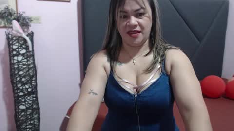 Snapshot of pamela_echeverria chatting on September 18, 2025, 10:28 am pamela_echeverria online show from September 18, 2025, 10:28 am
