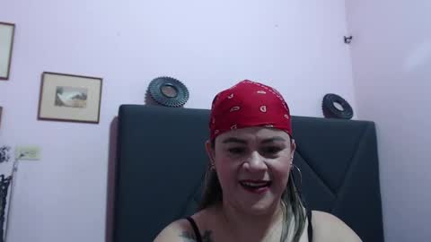 Snapshot of pamela_echeverria chatting on October 3, 2025, 10:45 am pamela_echeverria online show from October 3, 2025, 10:45 am