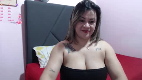 Snapshot of pamela_echeverria chatting on October 14, 2025, 10:27 am pamela_echeverria online show from October 14, 2025, 10:27 am