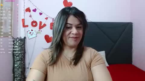 pamela_echeverria online show from May 5, 2026, 11:07 am
