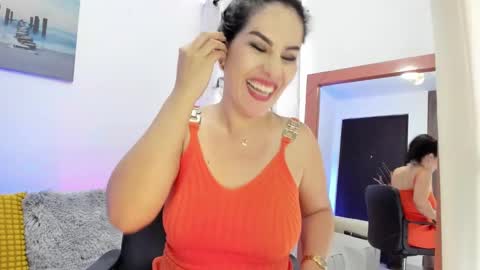 Snapshot of pamela_rosal chatting on January 23, 2025, 3:22 pm Pamela online show from January 23, 2025, 3:22 pm