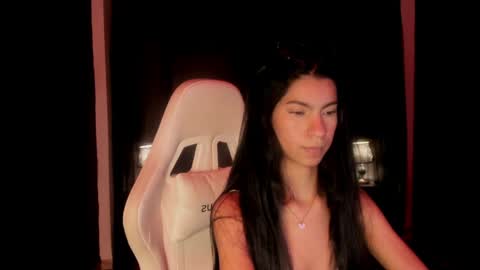 Snapshot of pamelaascott chatting on May 20, 2026, 4:18 am P A M online show from May 20, 2026, 4:18 am