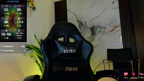 Paola online show from March 1, 2025, 2:26 am