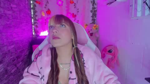 pamelajhonsom online show from February 3, 2025, 3:06 pm