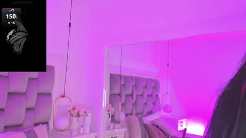Snapshot of pamelamendez_ chatting on January 14, 2025, 3:53 am Pamela online show from January 14, 2025, 3:53 am