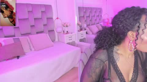 Snapshot of pamelamendez_ chatting on January 16, 2025, 4:07 am Pamela online show from January 16, 2025, 4:07 am