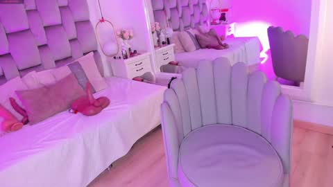Snapshot of pamelamendez_ chatting on January 17, 2025, 4:39 am Pamela online show from January 17, 2025, 4:39 am