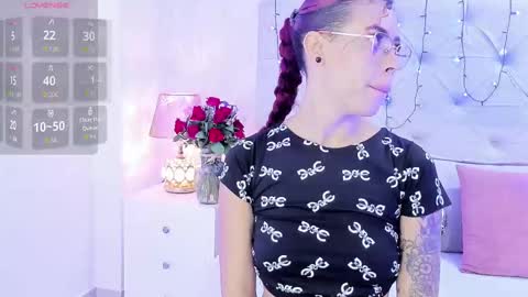 TELL ME PAMELLA AND GIVE ME A GOOD GRADE ITS IMPORTANT online show from September 23, 2025, 12:19 pm