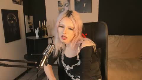Pamelamy online show from December 20, 2024, 8:23 pm