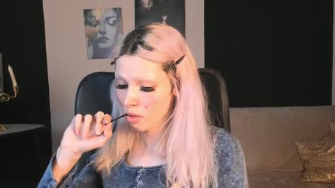 Pamelamy online show from December 29, 2024, 5:22 pm