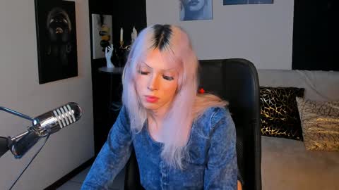 Pamelamy online show from December 30, 2024, 1:25 pm