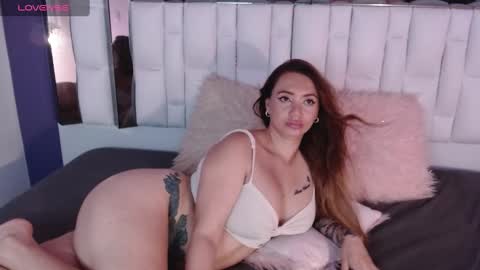 Snapshot of pamelasimpson chatting on January 31, 2025, 1:12 pm Pamela online show from January 31, 2025, 1:12 pm