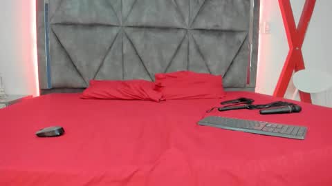 Snapshot of pamelawhiite_ chatting on October 11, 2025, 2:55 am Pamela online show from October 11, 2025, 2:55 am