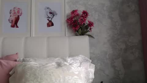 Pamella online show from December 17, 2025, 8:53 am