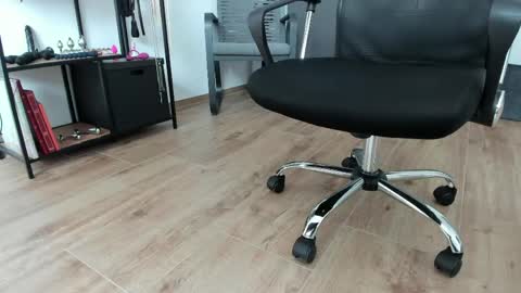pampersandspanking online show from March 28, 2026, 9:42 am