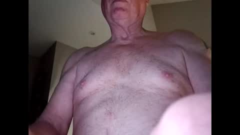 Snapshot of panda320 chatting on February 28, 2026, 6:09 pm panda320 online show from February 28, 2026, 6:09 pm