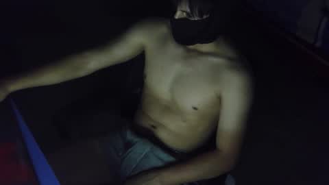 panda_boyt21 online show from November 18, 2025, 7:02 am