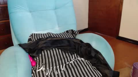 Snapshot of pandoragirlxxx chatting on March 21, 2026, 12:54 pm Carolinesworldx online show from March 21, 2026, 12:54 pm