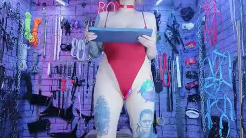 PandoraNez online show from October 25, 2025, 11:21 pm