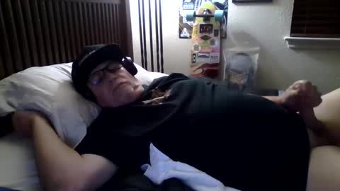 Snapshot of panos678442 chatting on October 13, 2025, 4:12 am panos online show from October 13, 2025, 4:12 am