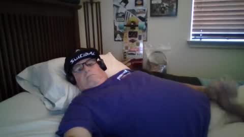 Snapshot of panos678442 chatting on October 13, 2025, 5:57 pm panos online show from October 13, 2025, 5:57 pm