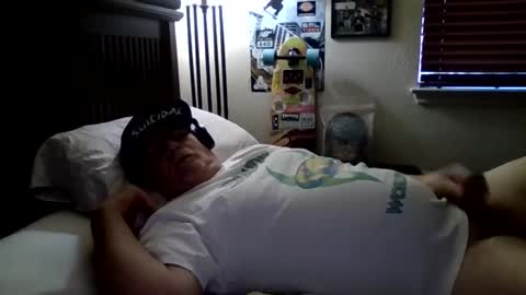 Snapshot of panos678442 chatting on October 19, 2025, 9:26 pm panos online show from October 19, 2025, 9:26 pm