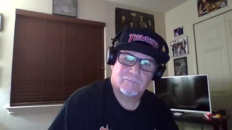 Snapshot of panos678442 chatting on October 27, 2025, 5:44 am panos online show from October 27, 2025, 5:44 am