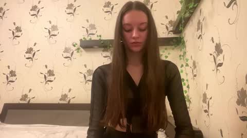 Snapshot of pantease_ chatting on October 26, 2025, 10:15 pm Kate online show from October 26, 2025, 10:15 pm