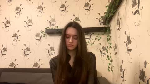 Snapshot of pantease_ chatting on October 31, 2025, 9:38 pm Kate online show from October 31, 2025, 9:38 pm