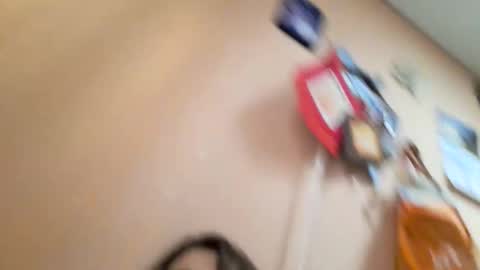 panterita777 online show from February 5, 2026, 9:52 pm