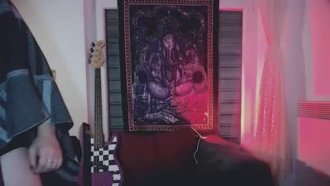 Snapshot of panther_cap chatting on October 22, 2025, 2:56 am In bio online show from October 22, 2025, 2:56 am