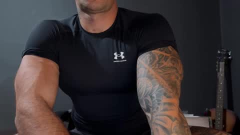 Snapshot of panther_style chatting on October 1, 2025, 6:30 am Oleg online show from October 1, 2025, 6:30 am