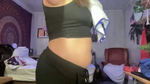 Pantiesofthefae online show from January 5, 2025, 12:10 pm