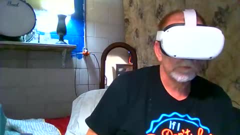 a online show from February 10, 2026, 10:52 am