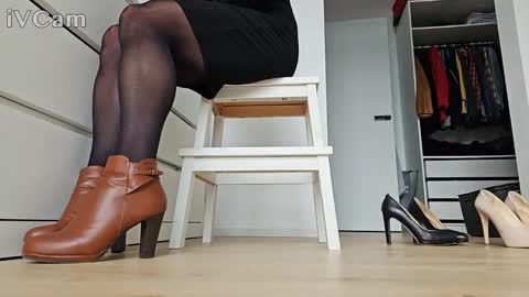 pantyhose_ggggg online show from September 24, 2025, 7:44 am